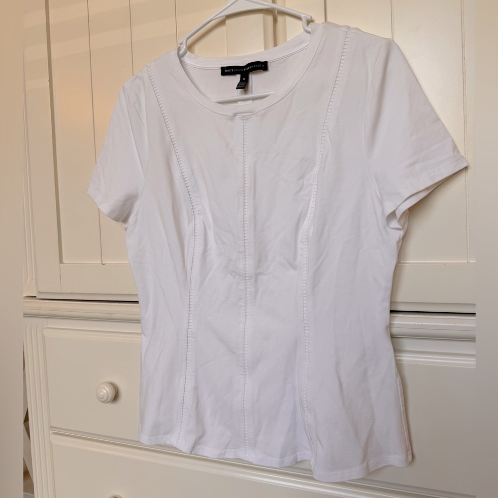 COPY - White House black market - white tee shirt